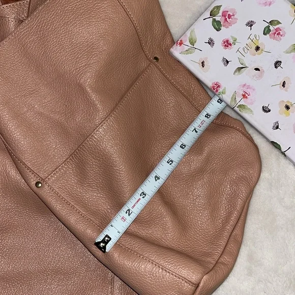 Coach and four, leather, made in Italy - Picture 8 of 11